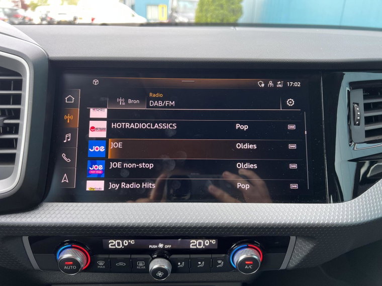 Vehicle Image 18