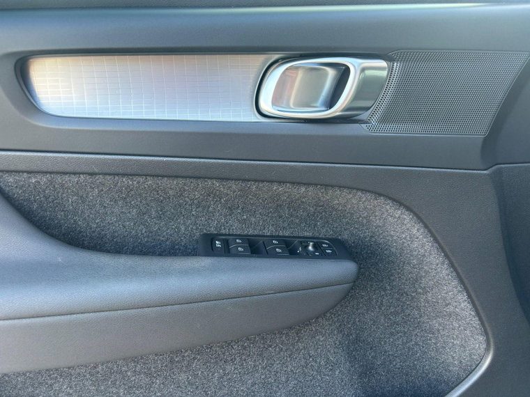 Vehicle Image 41