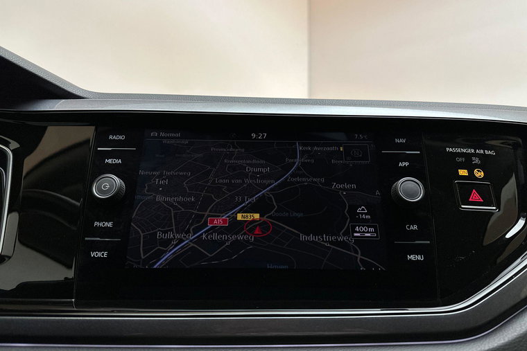 Vehicle Image 22