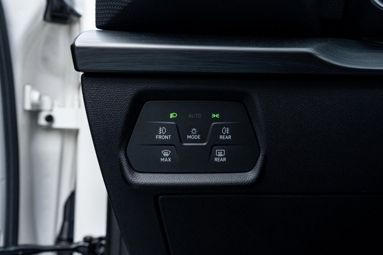 Vehicle Image 45