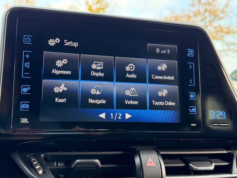 Vehicle Image 35