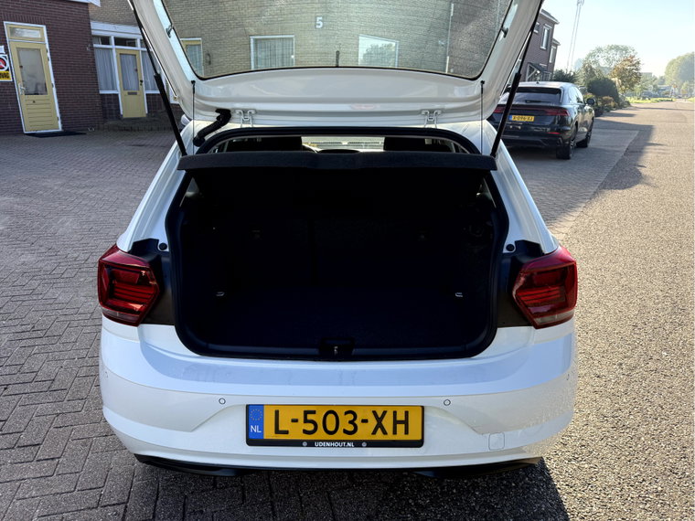 Vehicle Image 17