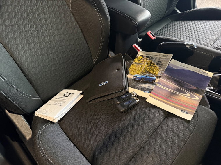 Vehicle Image 37