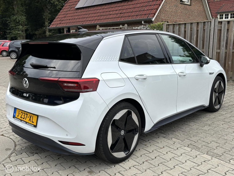 Vehicle Image 29