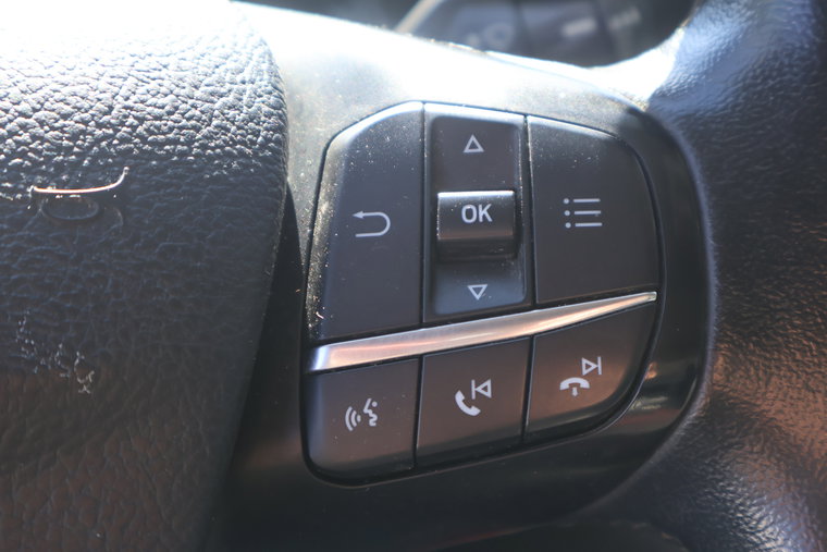 Vehicle Image 28