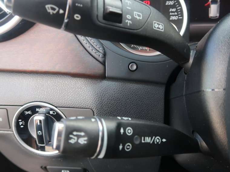 Vehicle Image 39