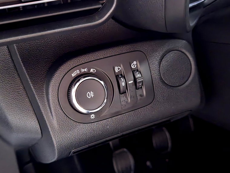 Vehicle Image 27
