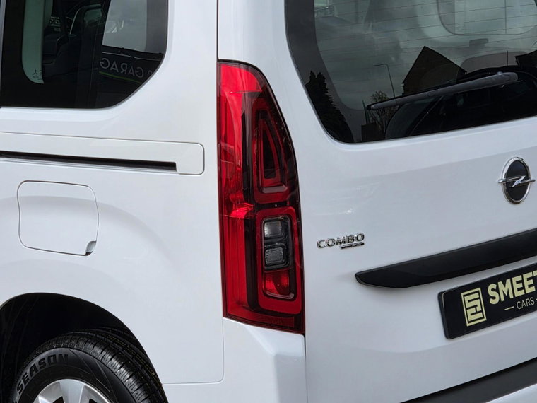 Vehicle Image 31