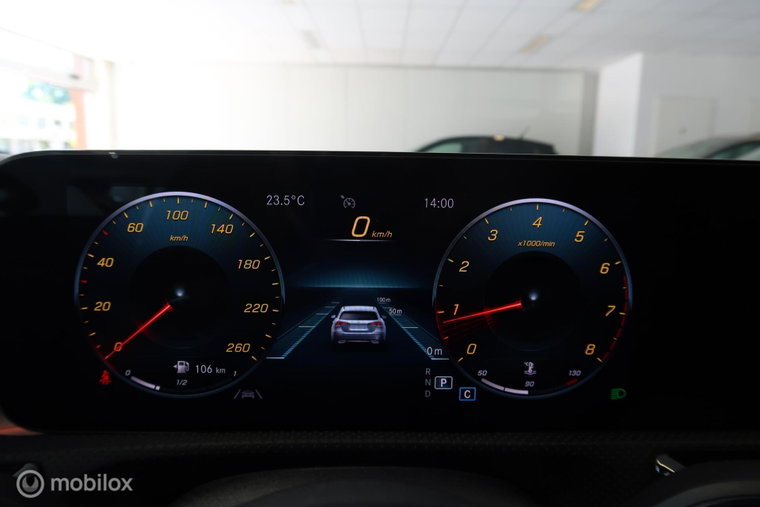 Vehicle Image 36