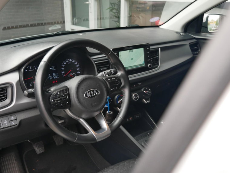 Vehicle Image 19