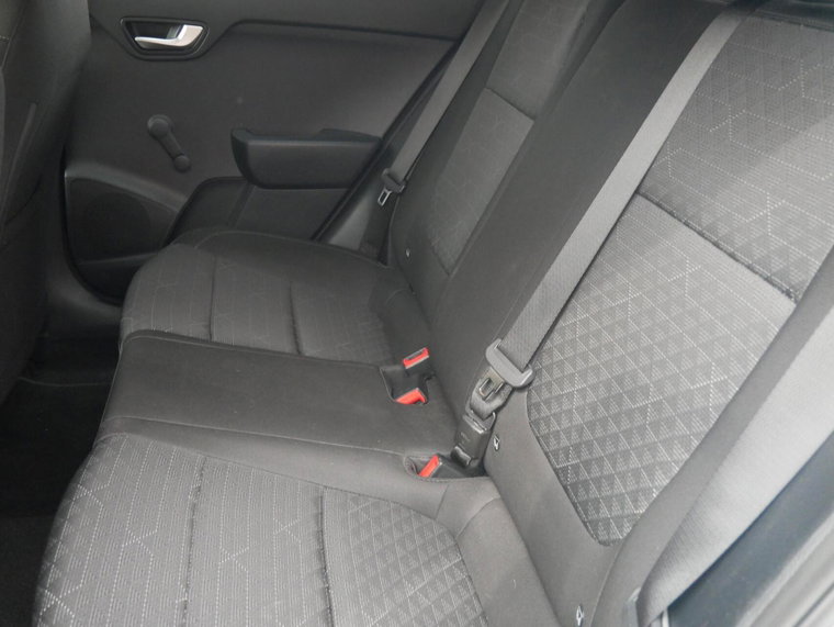 Vehicle Image 26