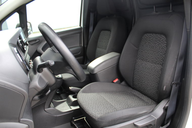 Vehicle Image 37