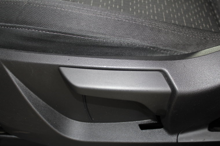 Vehicle Image 38