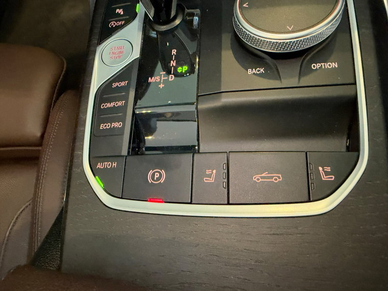Vehicle Image 45