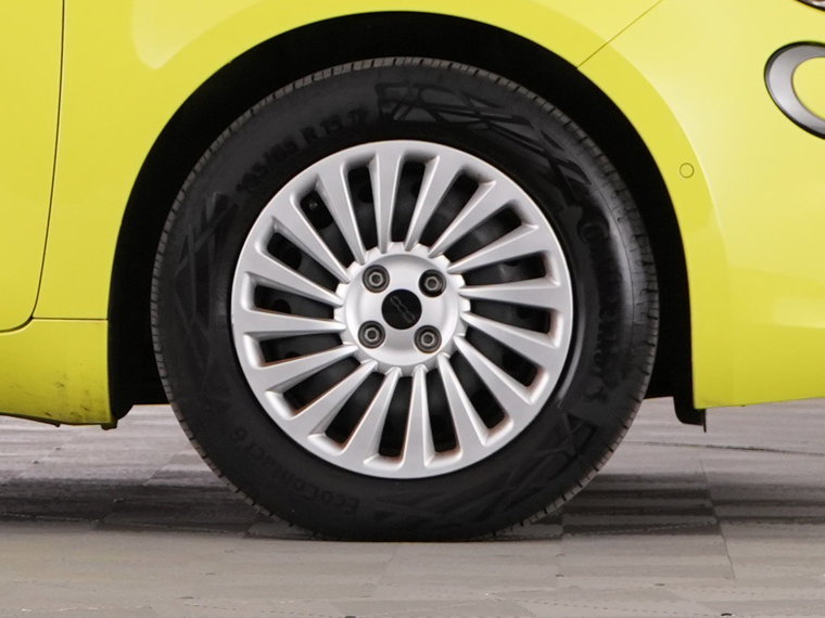 Vehicle Image 41