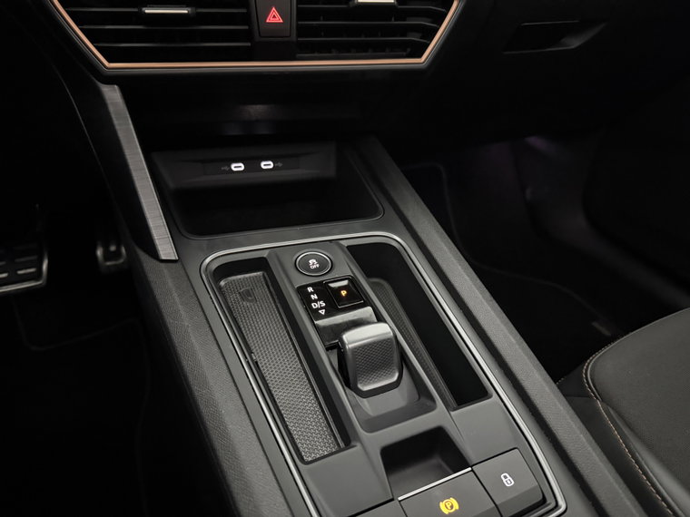 Vehicle Image 38