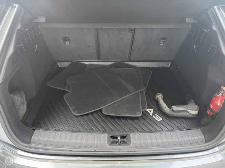Vehicle Image 23