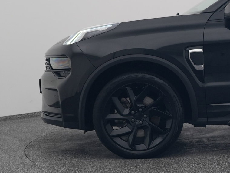 Vehicle Image 21