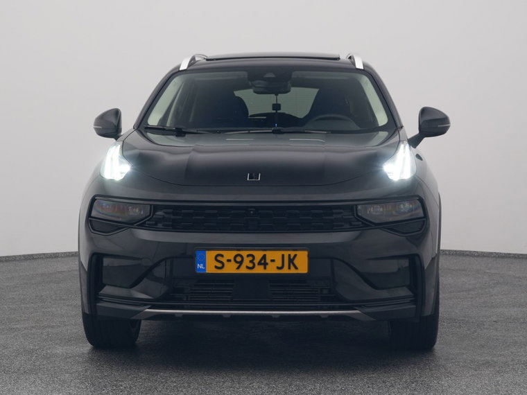 Vehicle Image 9