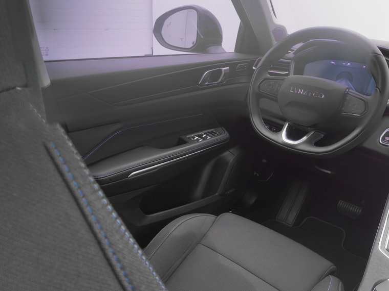 Vehicle Image 11