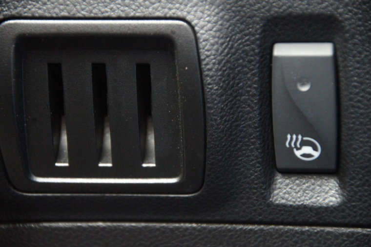 Vehicle Image 24