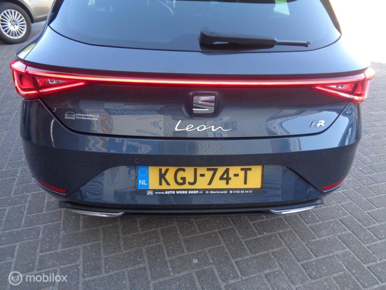 Vehicle Image 42