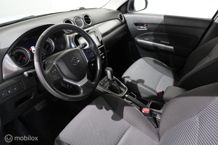 Vehicle Image 12