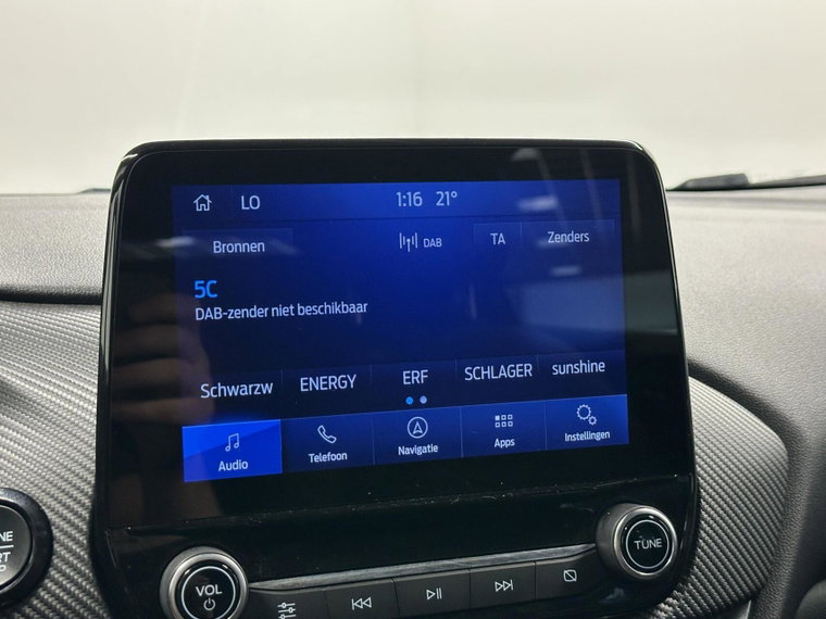 Vehicle Image 35