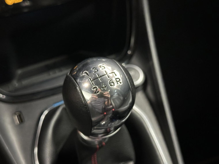 Vehicle Image 39