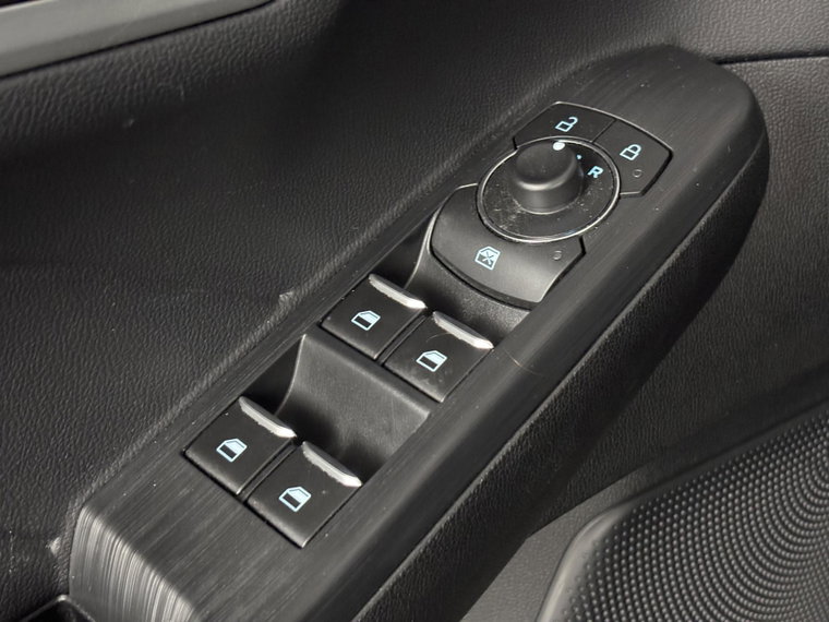 Vehicle Image 28