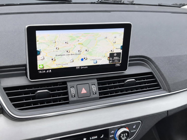 Vehicle Image 18