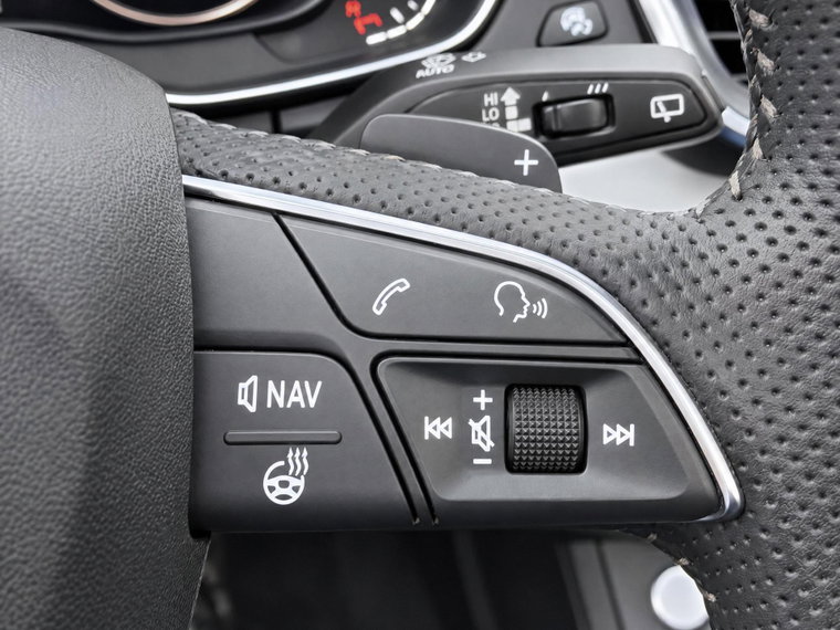 Vehicle Image 22