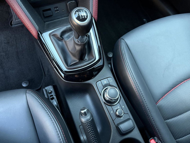 Vehicle Image 30
