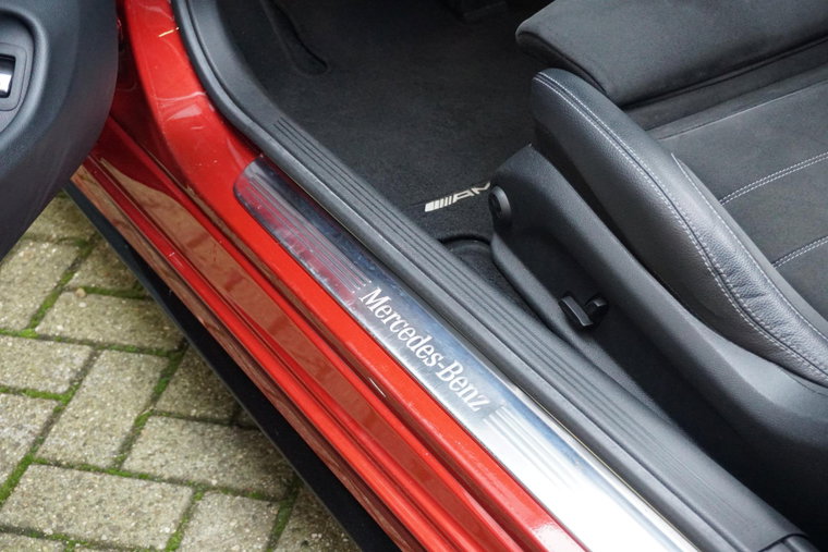 Vehicle Image 35
