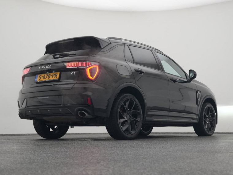 Vehicle Image 16