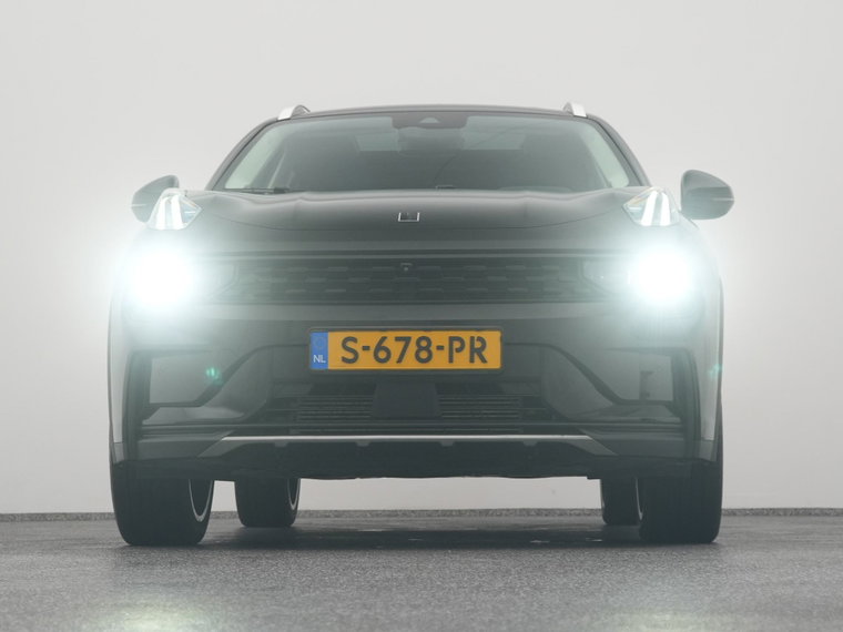 Vehicle Image 35