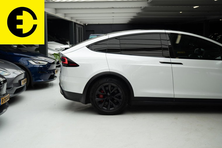 Vehicle Image 40