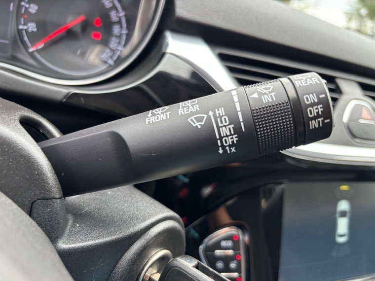 Vehicle Image 24