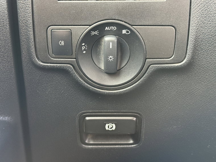 Vehicle Image 26