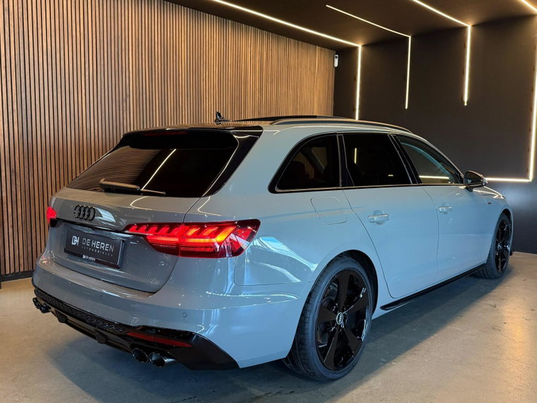 Vehicle Image 26