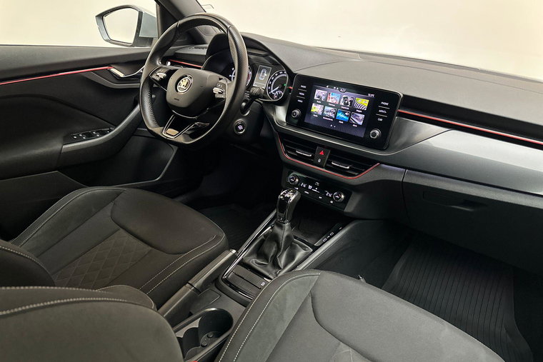 Vehicle Image 14
