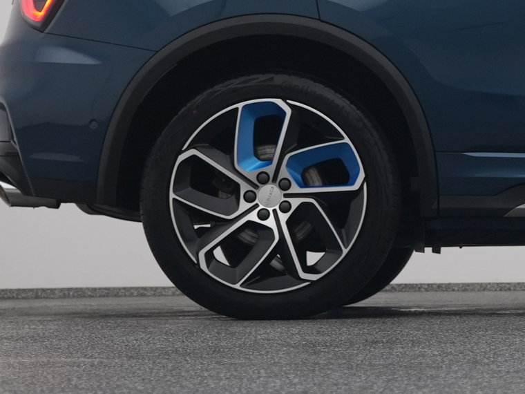 Vehicle Image 41