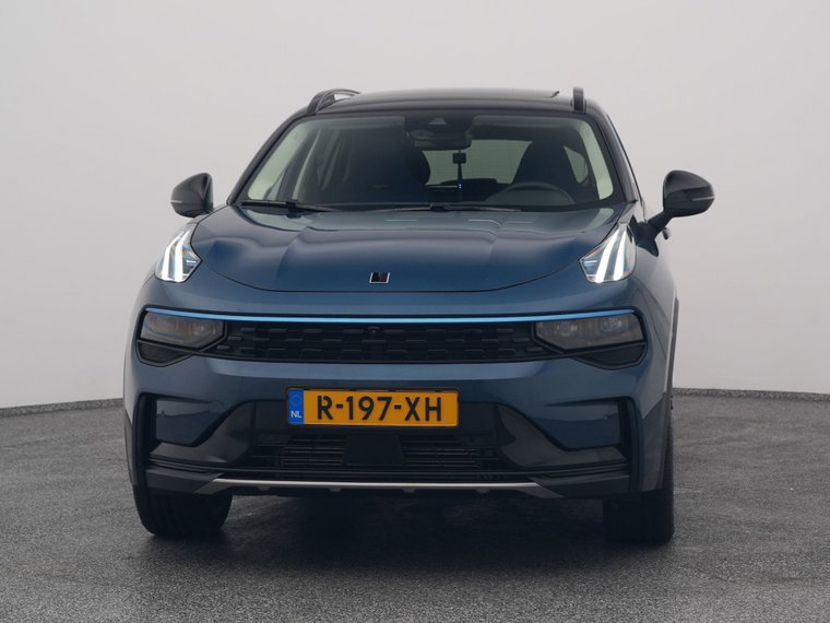 Vehicle Image 9