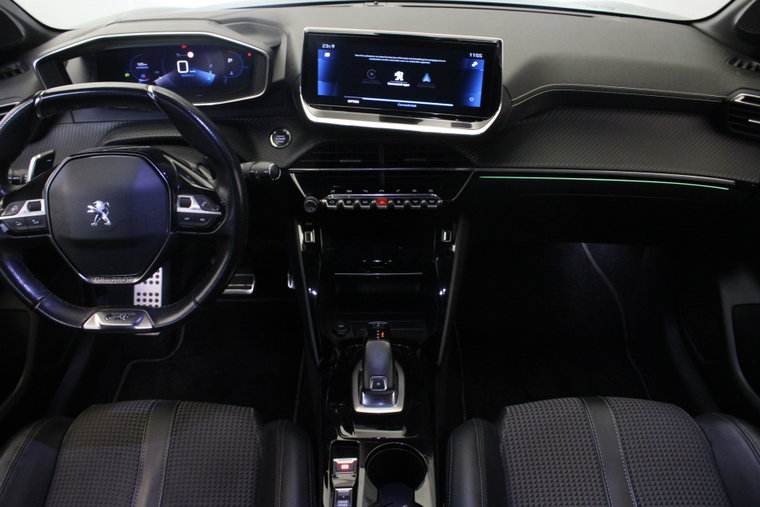 Vehicle Image 11