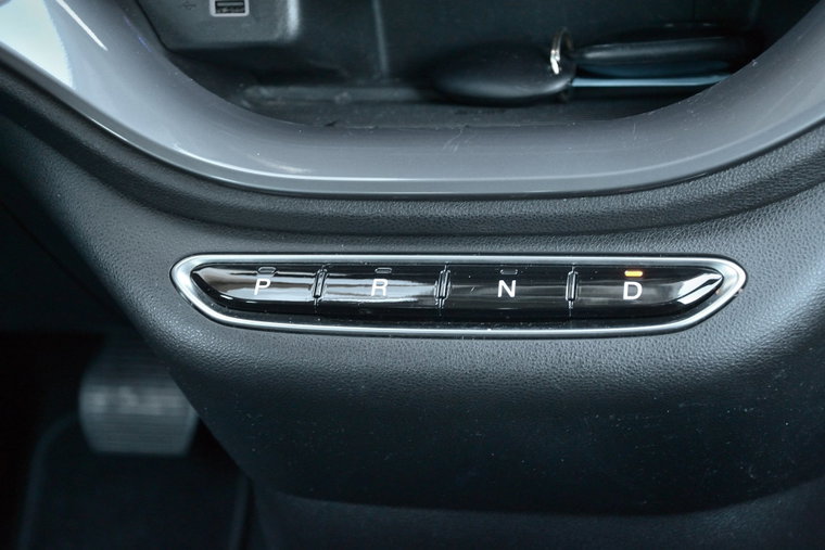 Vehicle Image 16