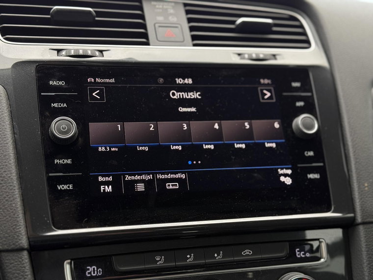 Vehicle Image 22