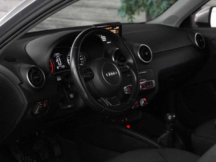 Vehicle Image 39