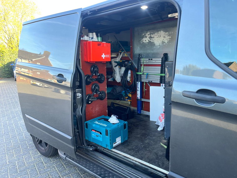 Vehicle Image 15