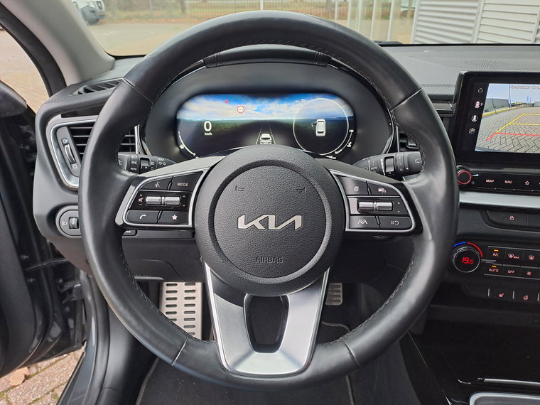 Vehicle Image 29