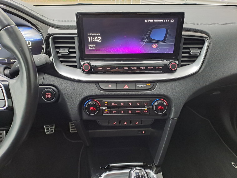 Vehicle Image 39